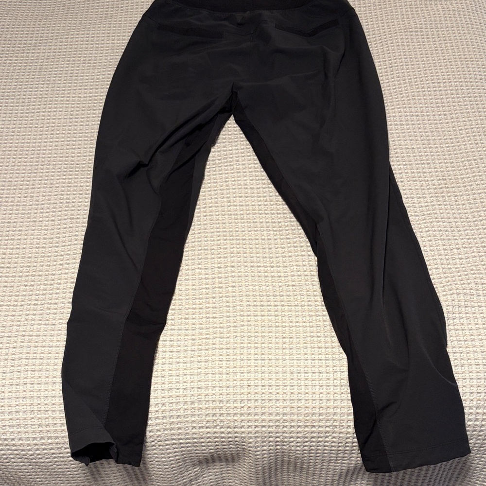 lululemon athletica Black Men's Lightweight Joggers - Picture 4 of 6